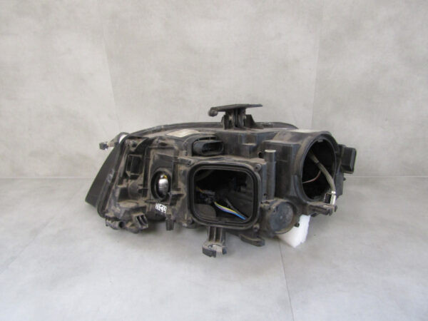 Koplamp Audi A4 B8 Xenon 07-11 8K0941030C RECHTS A510/E207