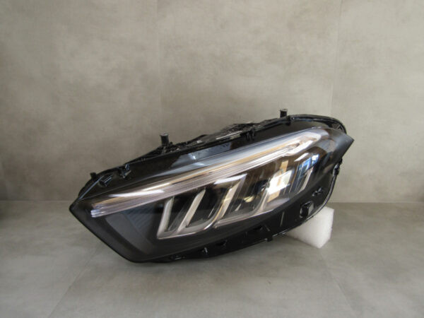 KOPLAMP MERCEDES A KLASSE W177 FACELIFT LED 22- A1779065104 LINKS A538/A200