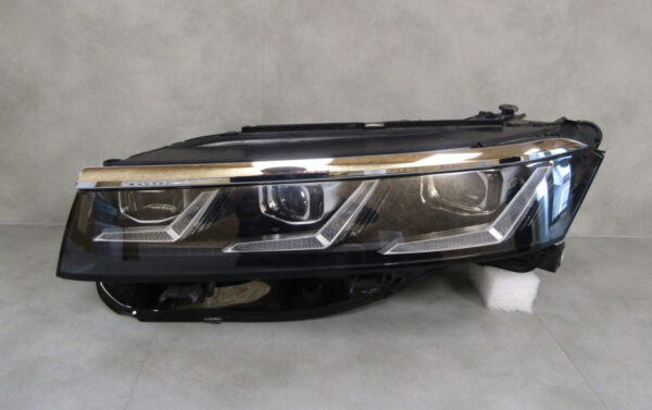 Koplamp VOLKSWAGEN VW TOUAREG III 3 FACELIFT 23- Full LED IQ 761941081F S469/E195