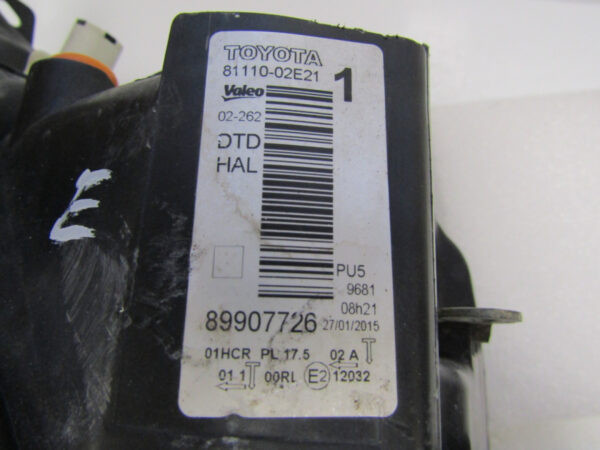 Koplamp Toyota Auris II 2 LED- 12-15 RECHTS 81110-02E21 Q2/A44