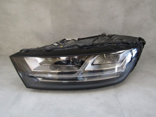 Koplamp Audi Q7 4M0 FULL LED MATRIX 15-19 4M0941035 LINKS Q486/F188