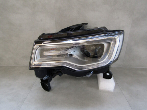Koplamp Jeep Grand Cherokee WK2 Facelift XENON 13-16 68289239AH Links Q723/K5 6C