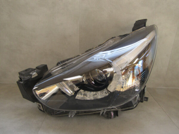Koplamp Mazda 2 DJ LED-14-19 D09K51040 Links Q752/K5 11A