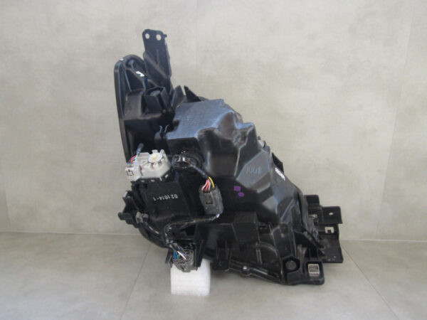 Koplamp Mazda 2 DJ LED-14-19 D09K51040 Links Q752/K5 11A