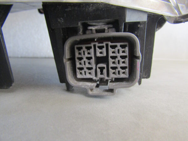 Koplamp Mazda 2 DJ LED-14-19 D09K51040 Links Q752/K5 11A