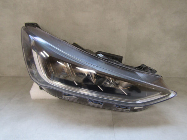Koplamp Ford Focus MK4 IV FACELIFT LED 22- NX7B13E014CD RECHTS
