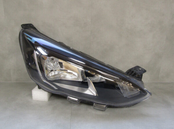 KOPLAMP Ford Focus MK4 LED 18-21 MX7B-13E014 RECHTS S372/A80