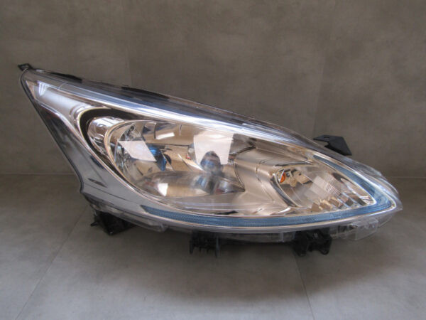 KOPLAMP Nissan e-NV200 E NV200 LED 14-21 260104FA0A Rechts Q821/K5/14D