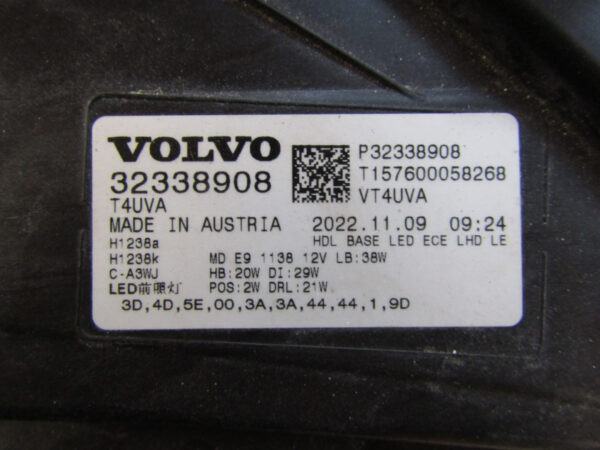Koplamp Volvo XC40 FACELIFT FULL LED BASE 22- 32338908 LINKS Q167/A30