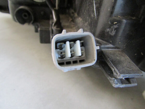 KOPLAMP Toyota Yaris 3 III FACELIFT 17-20 RECHTS Q458/D182