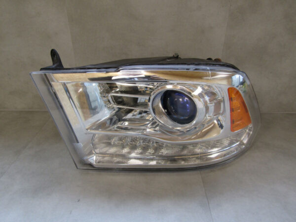 KOPLAMP Dodge RAM 1500 GEWONE LENS 10-15 LINKS Q279/C155