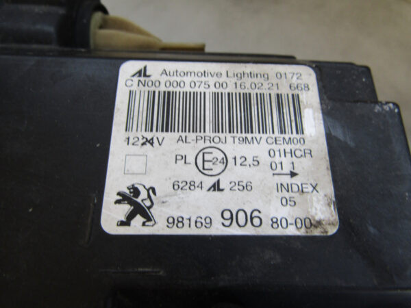 Koplamp Peugeot 308 T9 Facelift 17-21 9816990680 Links Q661/A74