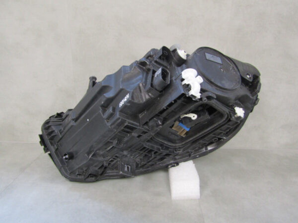 Koplamp Mercedes A Klasse W177 FACELIFT MULTIBEAM LED 23- RECHTS Q642/A147