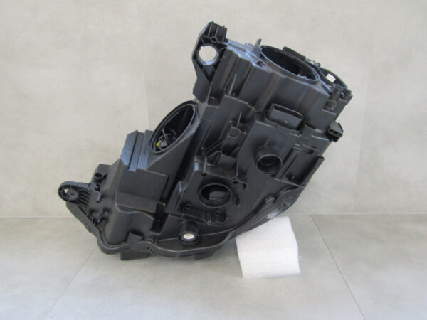 Koplamp Audi A3 8V FACELIFT XENON 16-21 8V0941006E Rechts Q819/B27