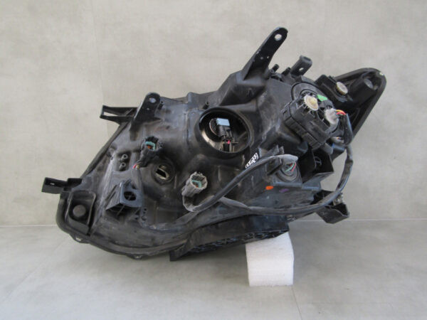 KOPLAMP Nissan X TRAIL XTRAIL T32 13-17 RECHTS Q416/C176