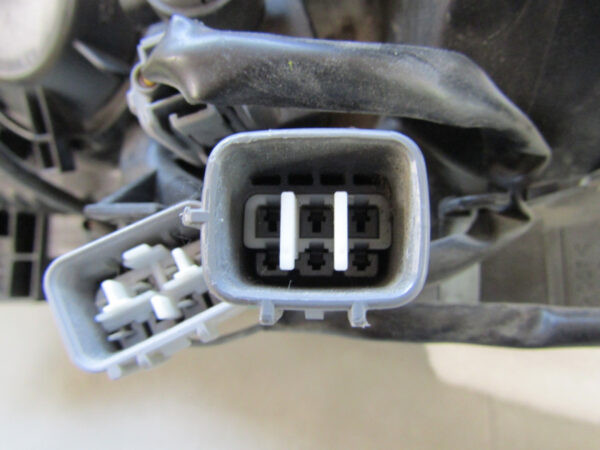 KOPLAMP Mitsubishi ASX FACELIFT STANDARD 12-19 47761336 RECHTS Q207/E109