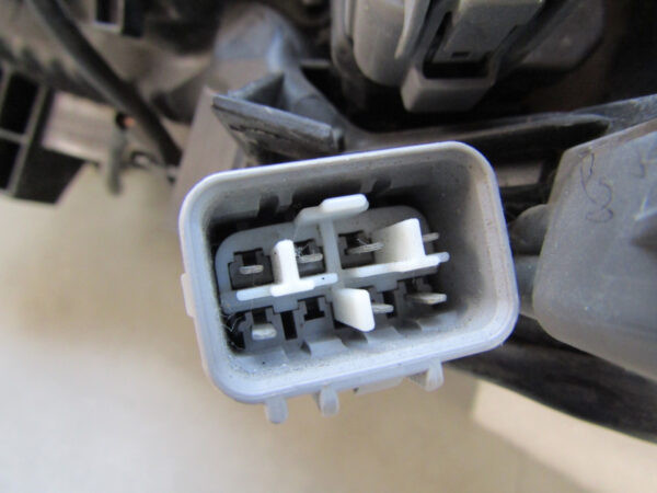 KOPLAMP Mitsubishi ASX FACELIFT STANDARD 12-19 47761336 RECHTS Q207/E109
