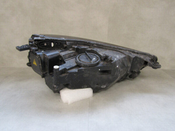 Koplamp Audi Q5 80A XENON 16-20 80A941043F LINKS Q444/E171