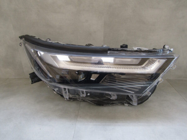Koplamp Toyota Rav4 V RAV 4 FACELIFT FULL LED 21- Rechts Q822/K5 13G