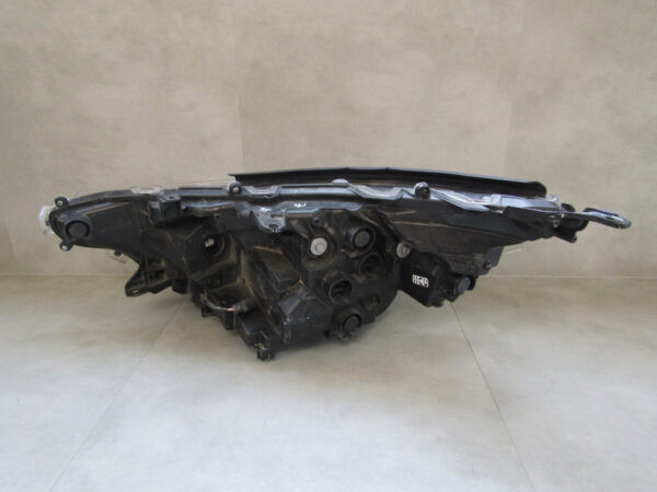 Koplamp Toyota Rav4 V RAV 4 FACELIFT FULL LED 21- Rechts Q822/K5 13G