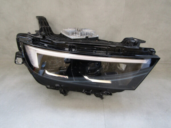 Koplamp Astra L 5 VI FULL LED LUX RH 22- 9840160980 Q758/B116