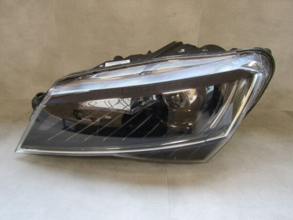 Koplamp Skoda Superb 3 III 3V1 XENON 15-19 3V19412015A Links Q615/K5 10C