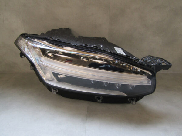 Koplamp Volvo XC90 II XC 90 FULL LED ACTIVE 31655808 RECHTS Q525/A195