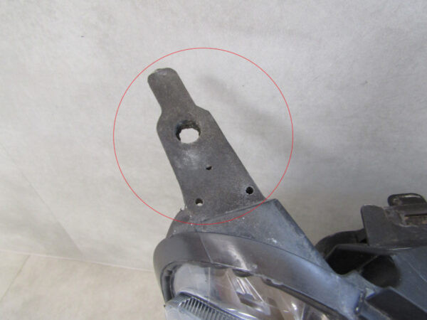 Koplamp Citroen Jumpy 3 16-23 Vivaro 19-23 9808567680 Links  Q696/K5/2B