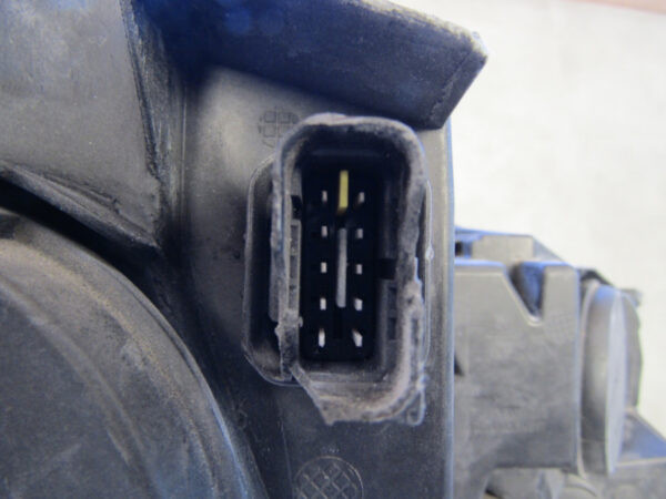 KOPLAMP Peugeot Partner 4 IV Rifter 18-23 9816826980 LINKS S252/C35