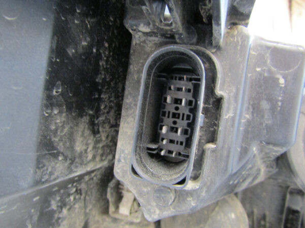 KOPLAMP VW VOLKSWAGEN Passat B8 FACELIFT LED- 19-23 3G1941035P Links Q842/K4 1F