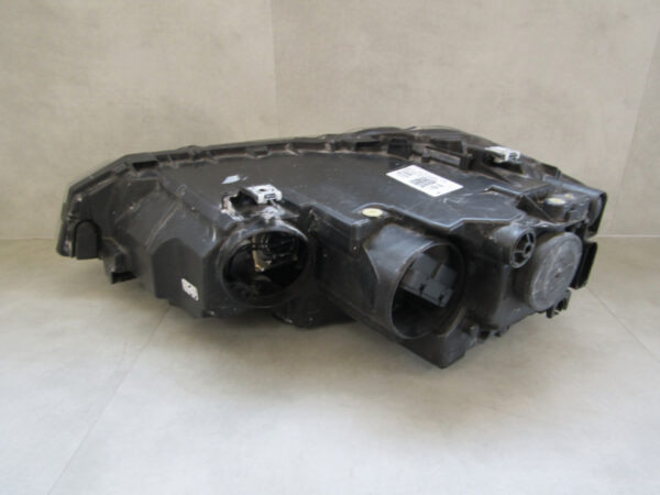 Koplamp Volkswagen Polo 2G Halogeen 17-20 2G1941006 Rechts Q685/C84