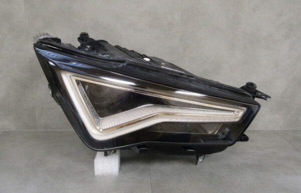 KOPLAMP SEAT ATECA FACELIFT FULL LED 20- 576941032B RECHTS S898/4K/16C