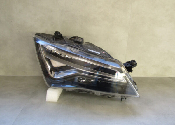 Koplamp SEAT ATECA 576 16-20 LED 576941008G RECHTS S301/F151