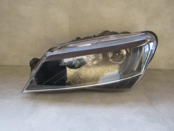 Koplamp Skoda Superb 3 III 3V1 XENON 15-19 LINKS Q394/C167