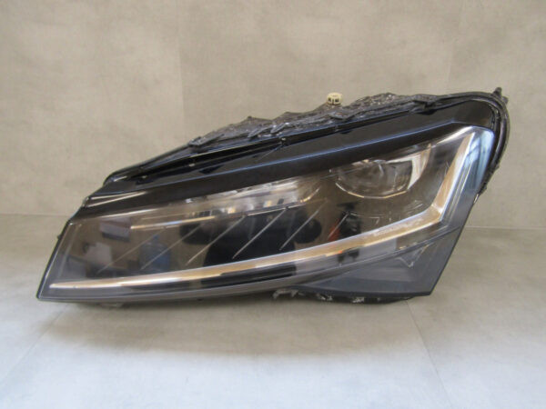 Koplamp Skoda Superb 3V1 3V III FACELIFT FULL LED 19-24 3V1941015D LINKS Q431/F168