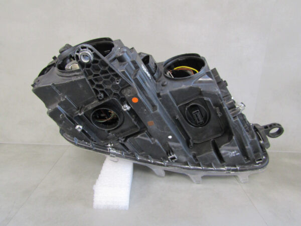 Koplamp Skoda Octavia 3 5E XENON 12-16 5E1941015B Links Q703/K5 3D