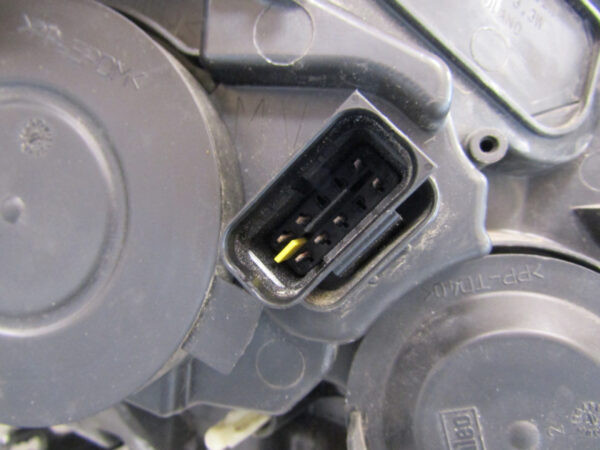 Koplamp Peugeot 208 Facelift LED 15-19 9810805780 Links Q614/K5/2G