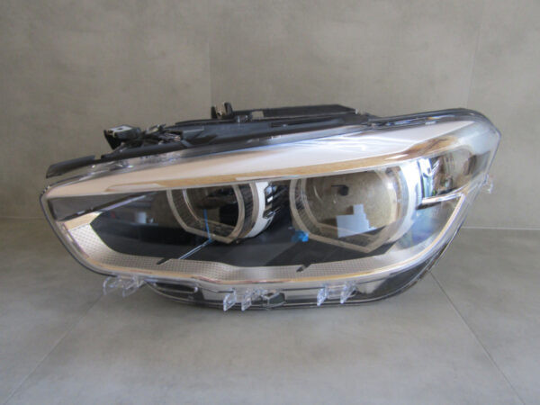 Koplamp BMW 1 F20 F21 Facelift FULL LED ADAPTIEF 15-19 7471343 Links  Q739/K5 15A