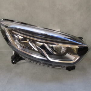 Koplamp Renault Captur FACELIFT LED PURE VISION 17-19 260107244R RECHTS Q221/D111