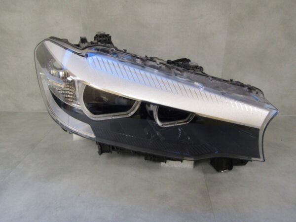 Koplamp BMW 5 SERIE G30 G31 LED 17-20 8499112 RECHTS Q256/A86