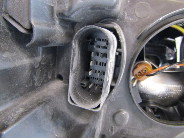 Koplamp Skoda Octavia 3 III 5E XENON 12-16 5E1941015B LINKS Q432/F169