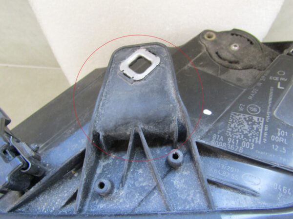 Koplamp Audi Q2 81A 16-21 81A941003 LINKS Q210/B91
