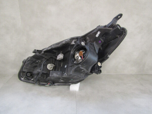 KOPLAMP TOYOTA YARIS 3 III HYBRIDE LED 12-14 Rechts S834/E28