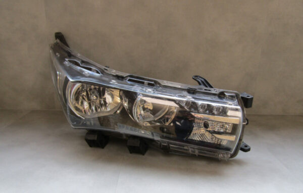 KOPLAMP Toyota Corolla E16 E17 E18 Led 13-16 81110-02E70-00 RECHTS S159/F50