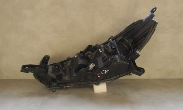 KOPLAMP TOYOTA COROLLA CROSS LED 20- RECHTS S264/A50