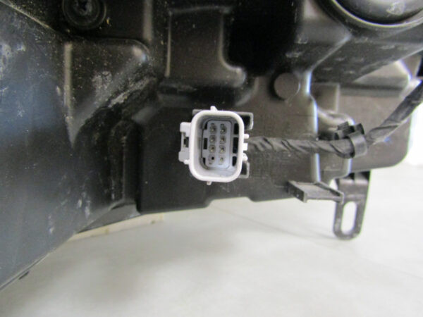 KOPLAMP TOYOTA COROLLA CROSS FULL LED 20- S627/K5/8F Links