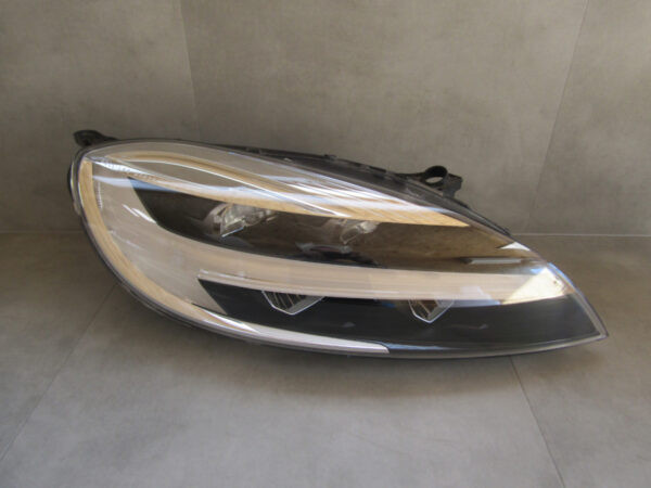 Koplamp Volvo V40 2 II Facelift FULL LED 16-19 31677023 Rechts Q742/K5 14A