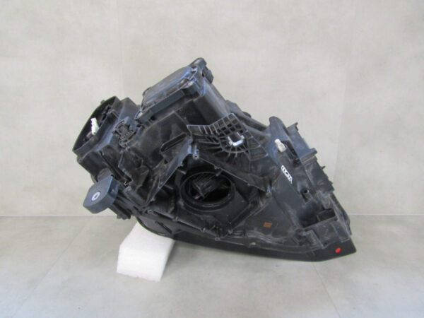 Koplamp Audi Q2 81A Full LED 16-20 81A941033 LINKS Q455/F178