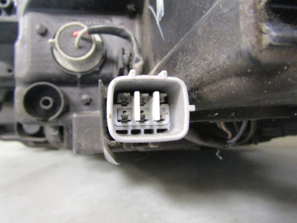KOPLAMP Toyota Yaris 3 III FACELIFT LED 17-20 RECHTS Q506/B195