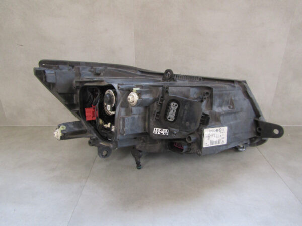 Koplamp Skoda Superb 2 II FACELIFT XENON 13-15 3T1941015H LINKS Q877/K4 4B